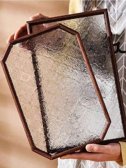 صينية زجاج مزخرفة